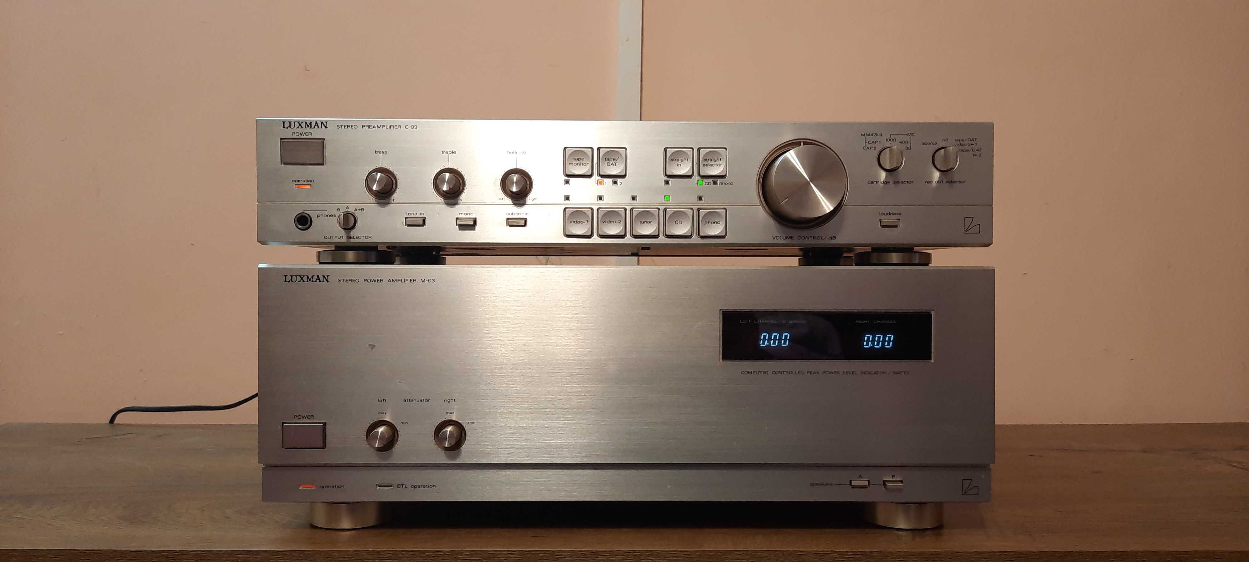 Muzica la amplificator high-end LUXMAN M03 RMS și preamplificator C-03