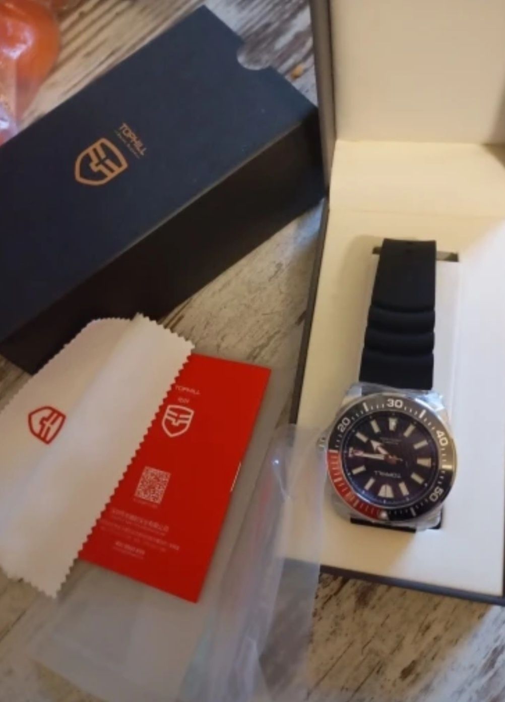 Nou! Ceas automatic diver 300m.