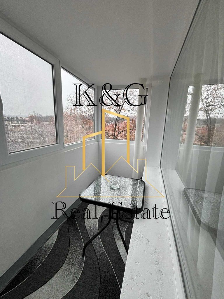 Продава се Едностаен апартамент в Разград, Варош - 25 кв.м за 2040 €/кв.м - Снимка #4