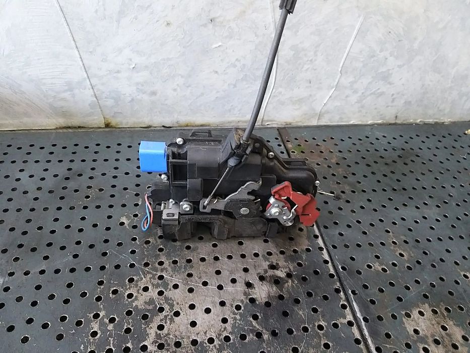 Broasca usa dreapta fata skoda roomster 5j 3b1837016ce