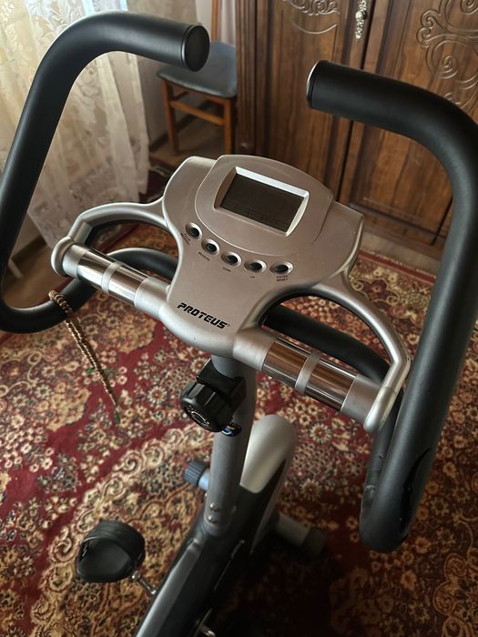 Велотренажер в отличном состоянии