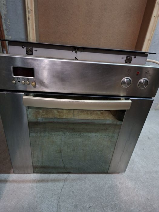 Продавам фурна Gorenje