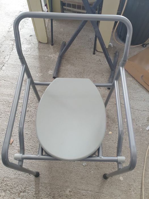 Scaun medical pliabil cu olita