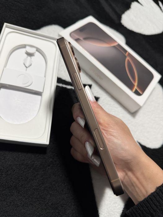 Vand Iphone 16 pro max