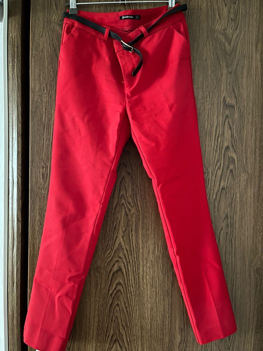 Pantaloni Stradivarius
