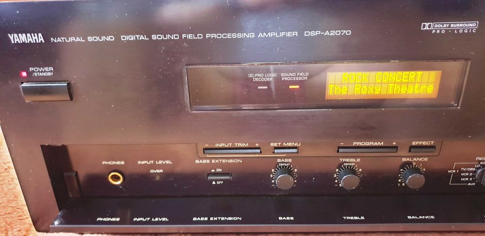 Yamaha DSP-A2070 amplificato power in stereo mode: 2 x 215W into 4Ohm