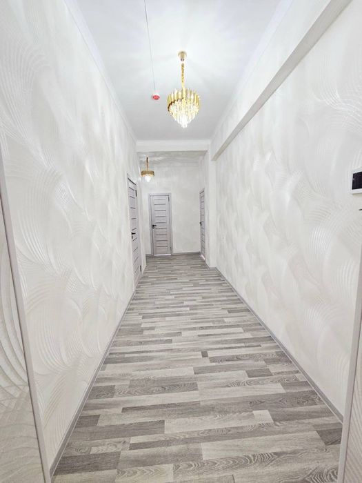 METRO 5-bekat Sputnik 16 A 2/3/10  80 kvadrat Skvoznoy planirovka