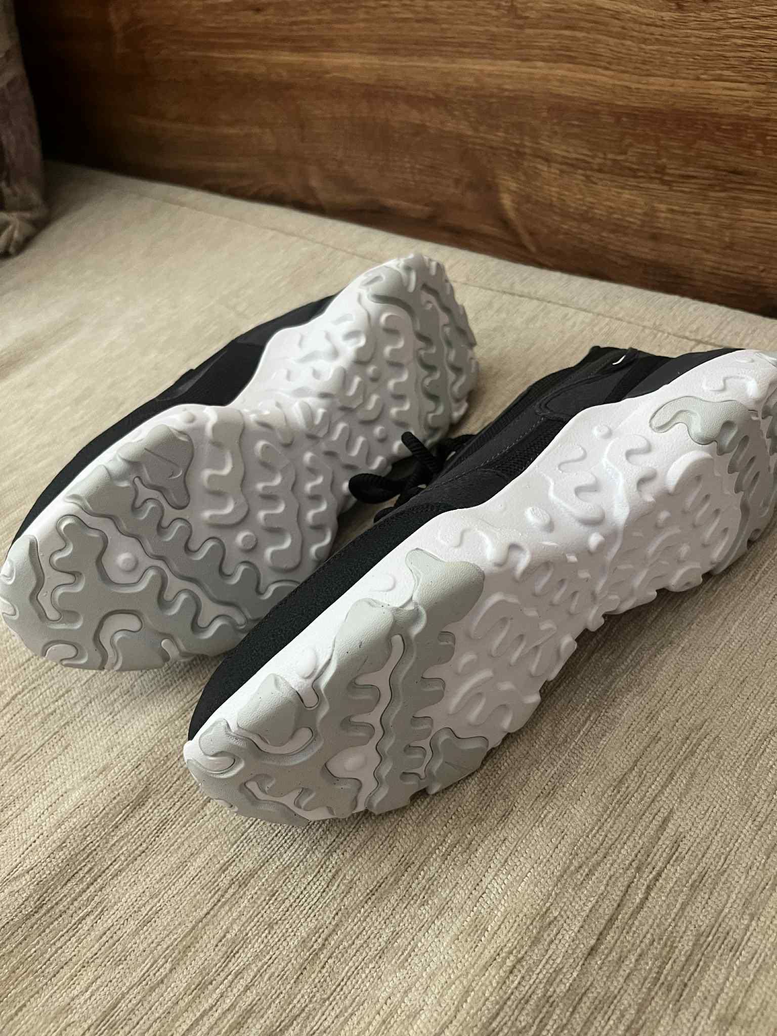 Nike W Nike React R3VISION