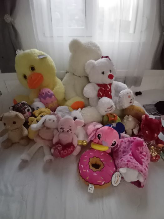 Плюшени играчки нови с етикет и като нови