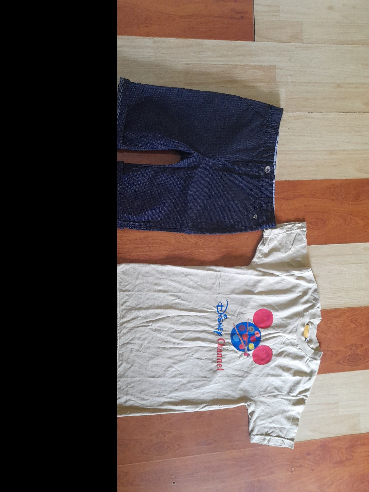 Tricou și pantaloni de băieți varsta 10  11 ani