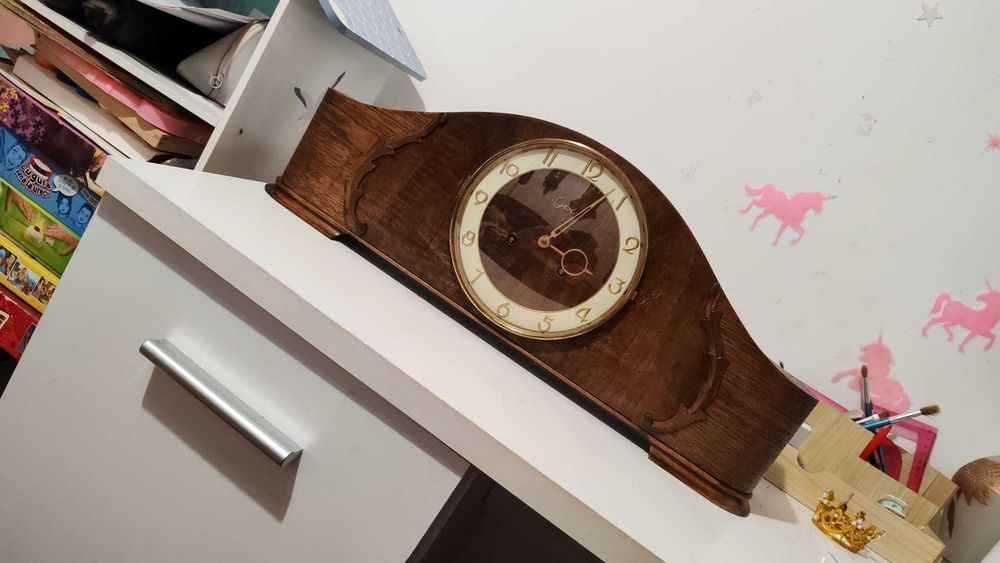 Ceasuri de șemineu elegant