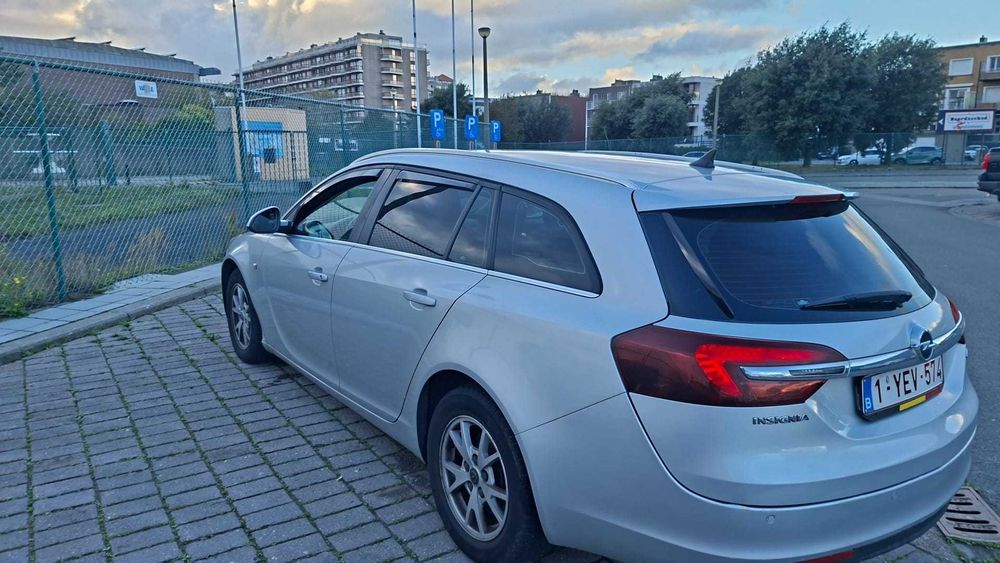 2014 Opel Insignia Break argintiu