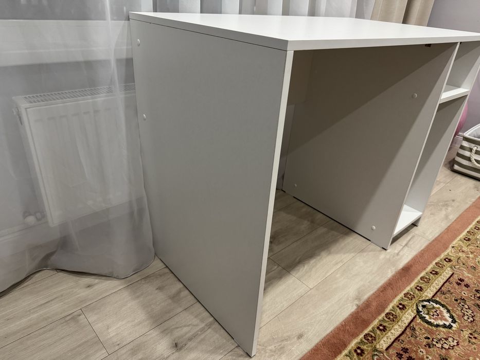 Стол компьютерный