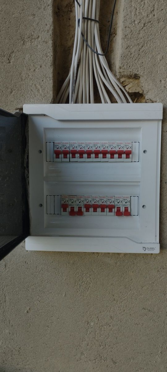 Elektrik va elektromontaj ishlari qilamiz