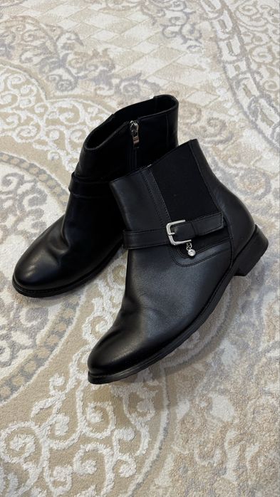 Осенние сапоги 2000тг