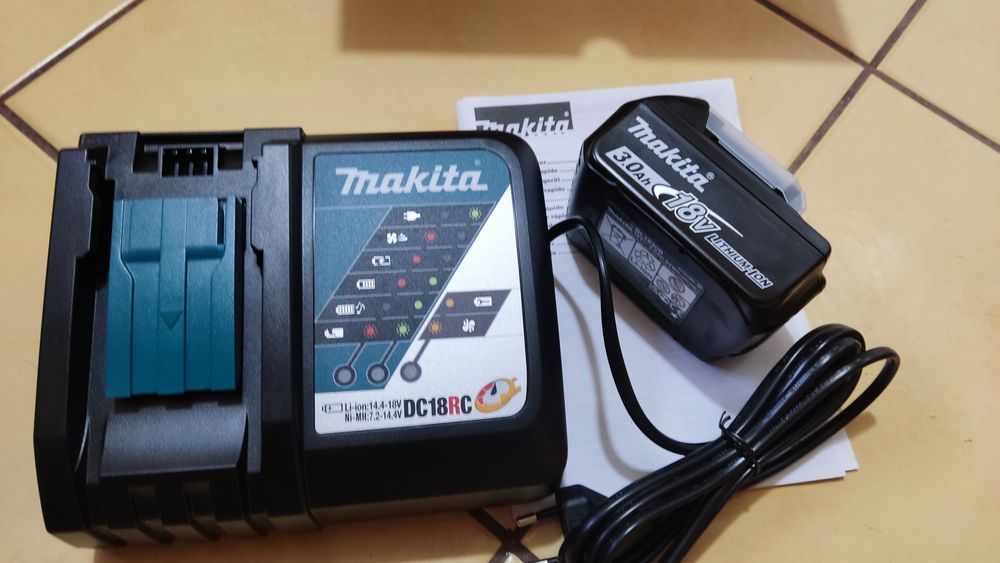 Încărcător + acumulator Makita baterie