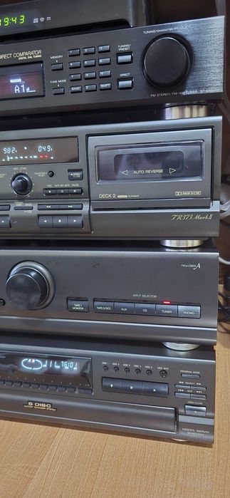 Linie ap Technics si Sony