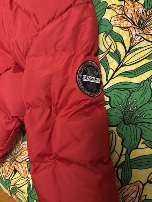 Vand geaca barbati de la s pana la xl 300lei usor neg