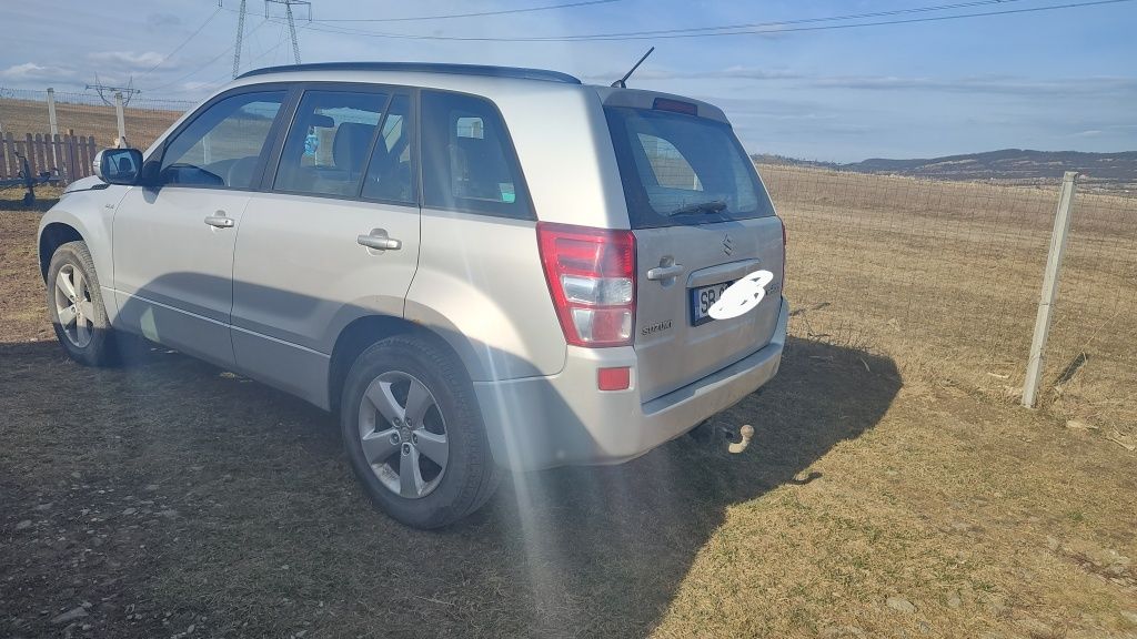 Vând suzuky grand vitara