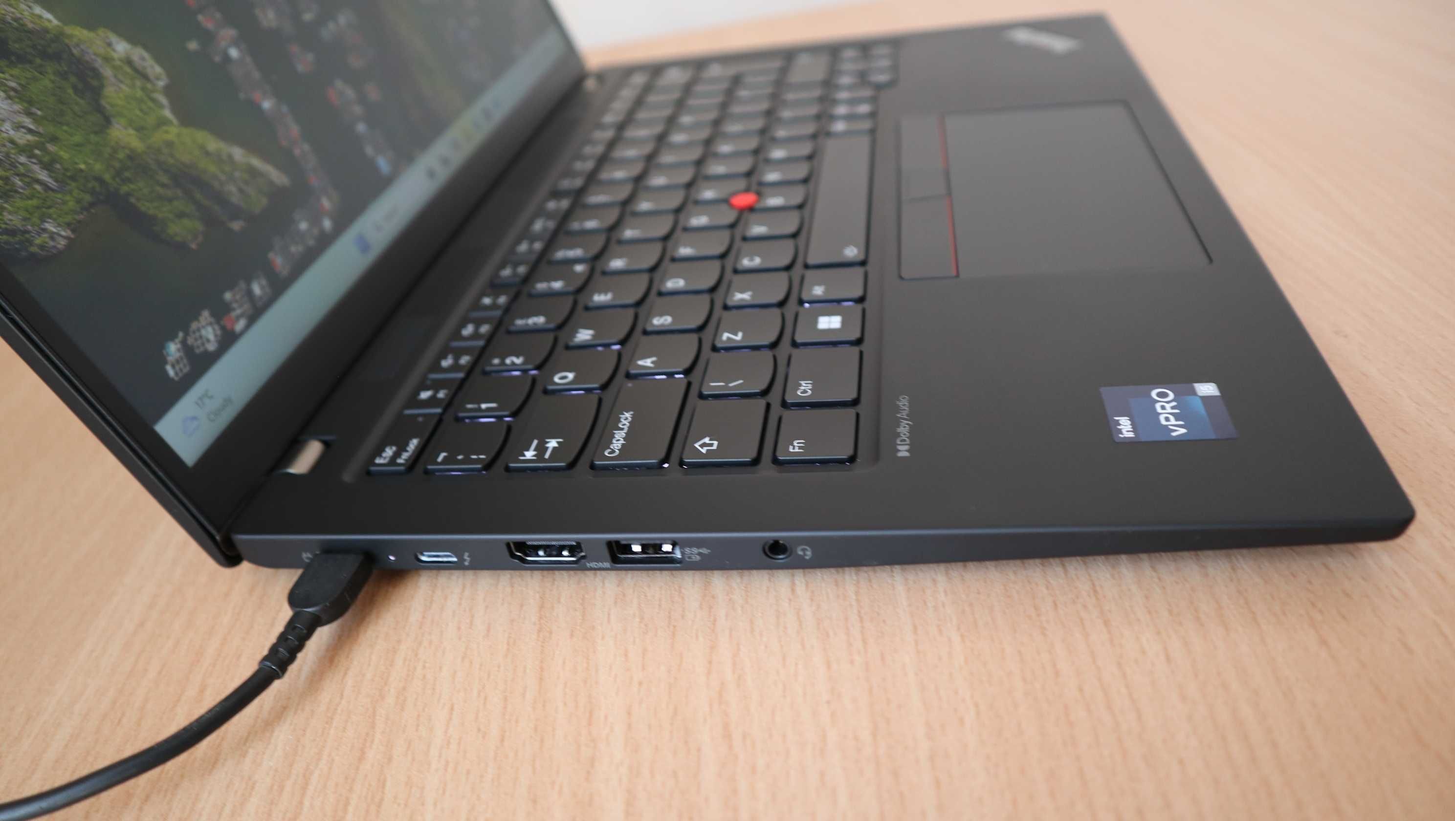 Lenovo ThinkPad T14s 4 Gen / i5 1345U / SSD 256GB / 16GB