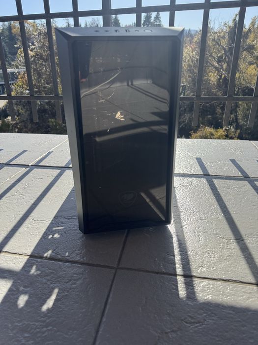 Геймърски компютър – Ryzen 5 / 16GB RAM / RX 480 – Готов за ползване!