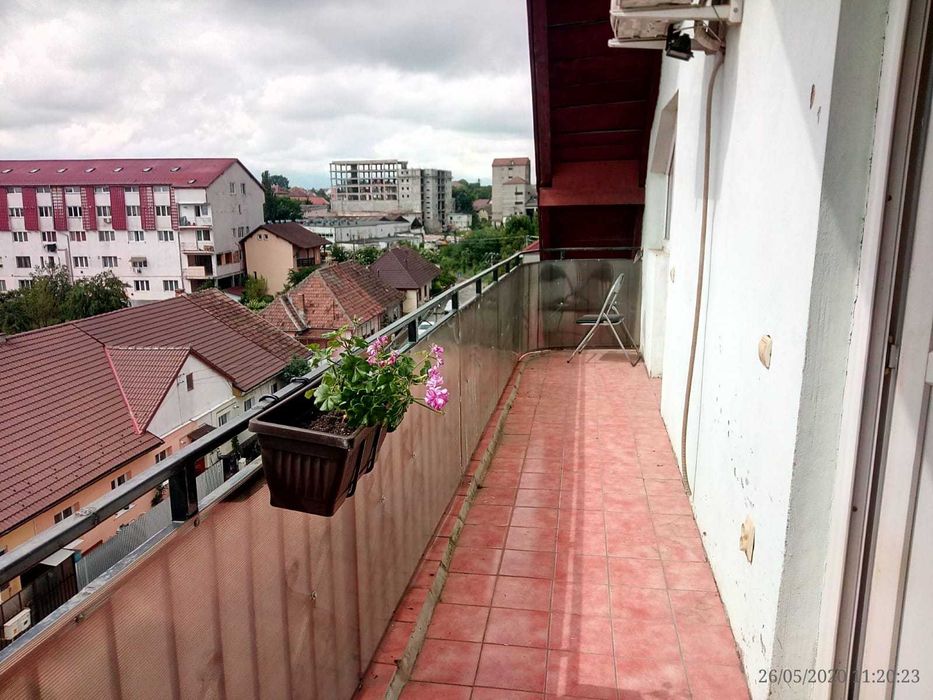 Apartament 3 camera zona centrala trei stejari