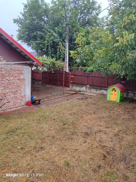 Casa individuala de vanzare