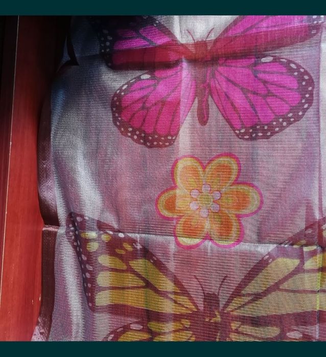 Perdea insecte cu închidere magnetică