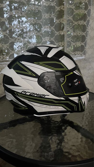 Casca moto Premier absolut noua nefolosita cu accesorii XXL 61cm