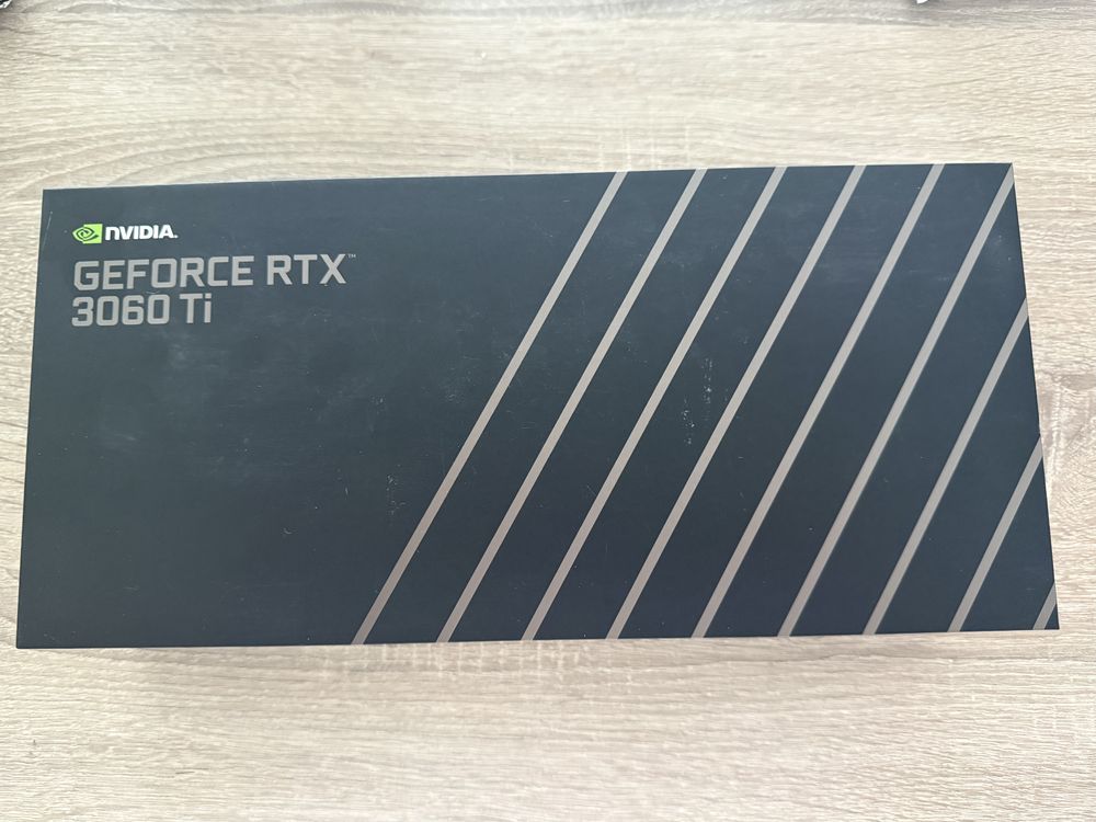 видеокарта NVIDIA RTX 3060 ti Founders Edition - отлична