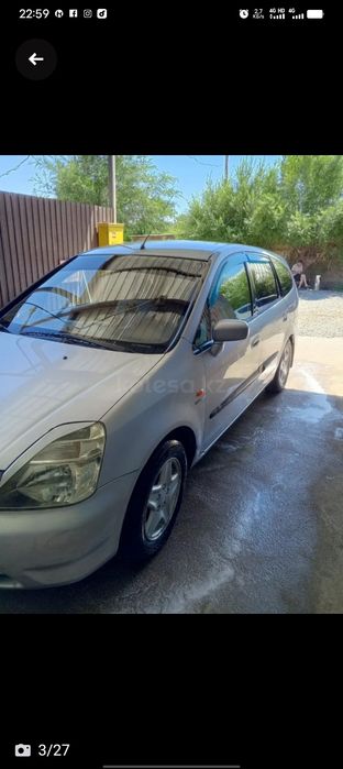 Honda stream 2001