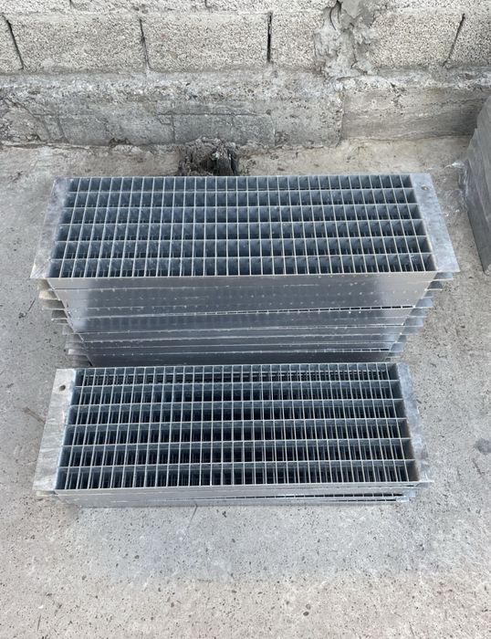 Trepte zincate 657x657