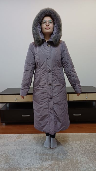 Пуховик зимний с капюшоном