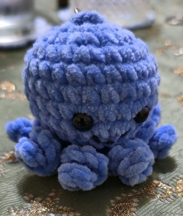 Ръчно плетени играчки и ключодържатели