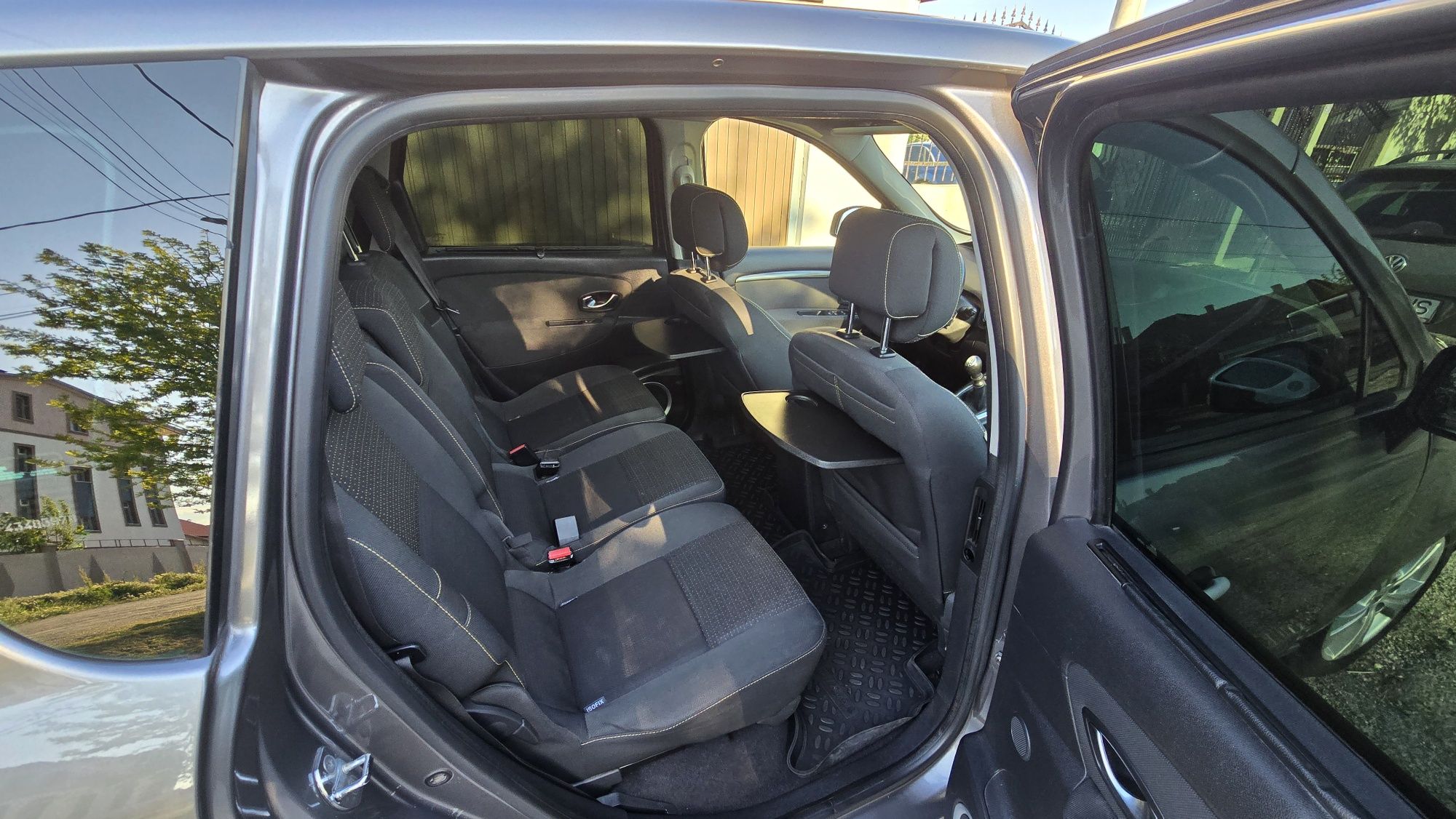 Renault Scenic 3 - 1.5 dci 2010