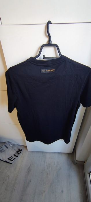 Нова оригинална тениска размер S  T shirt Plein sport