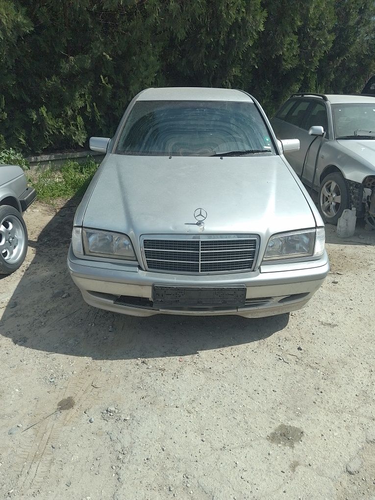 W 202 на части 2.2 цди