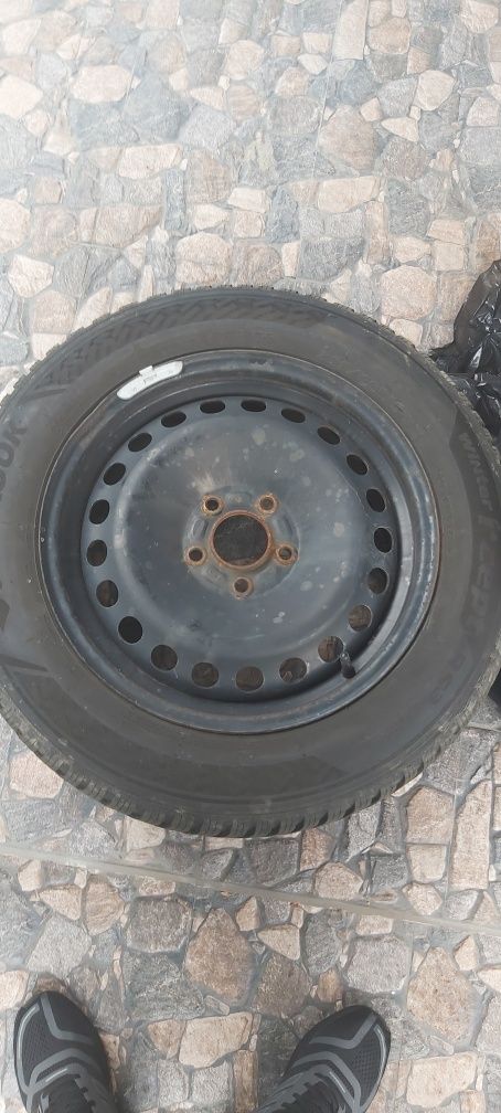 Set roți iarna Ford R16 Hankook