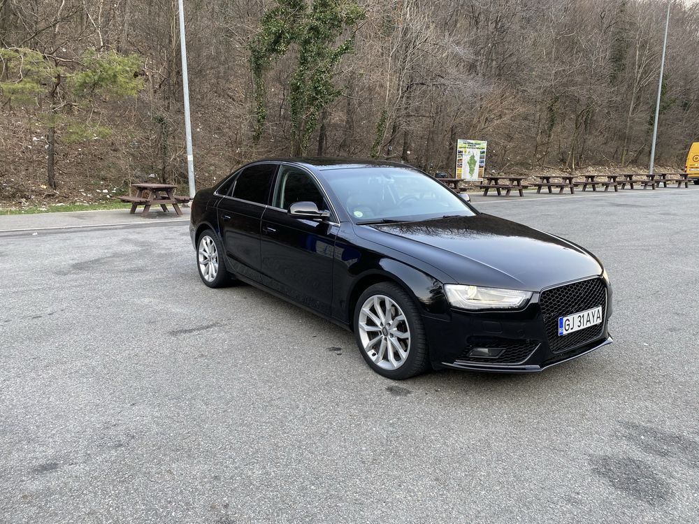 Audi A4 B8.5 Facelift/ Vand sau Schimb
