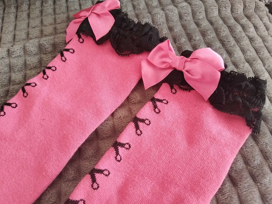 Много нови, битови терлици и вълнени чорапи ръчна изработка