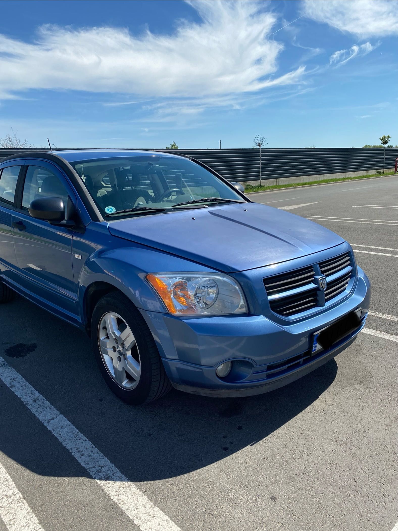 Dodge Caliber disponibil pentru vanzare