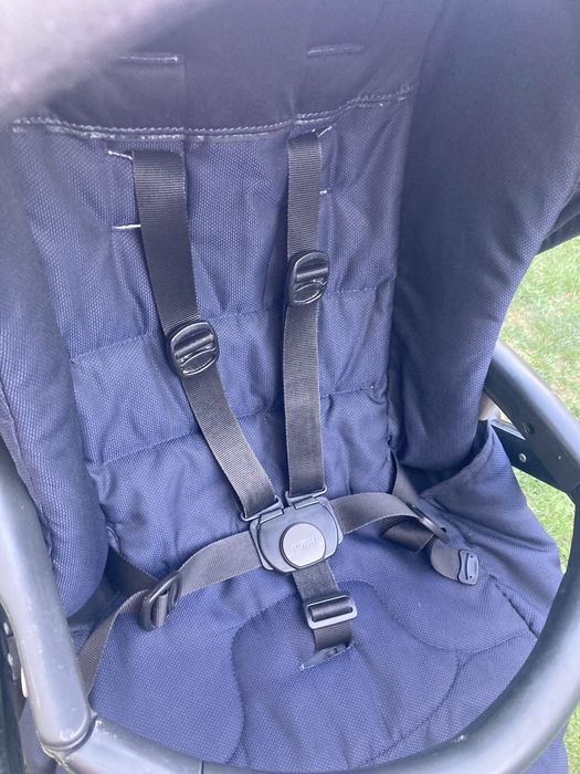 Carucior firma bine intretinut