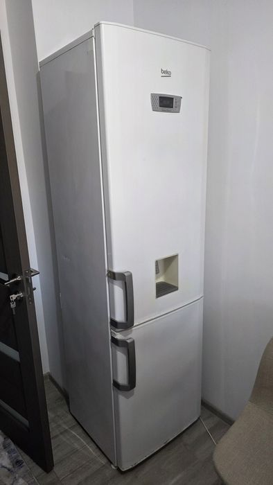 Combina frigorifica Beko