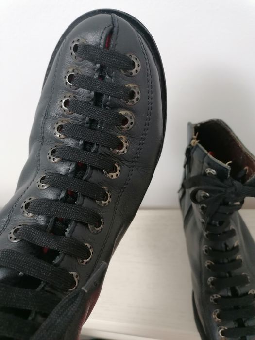 Bocanci mărimea 35, interior 22.5 cm, piele