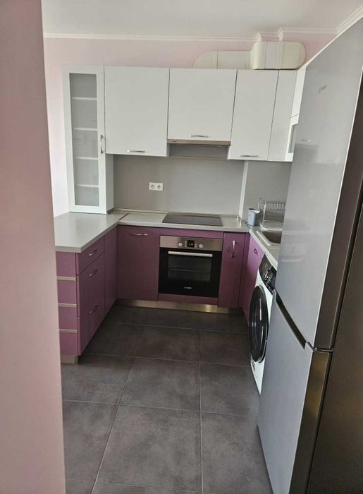 Дава се под наем Тристаен апартамент в Пловдив, Южен - 86 кв.м за 400 € - Снимка #1