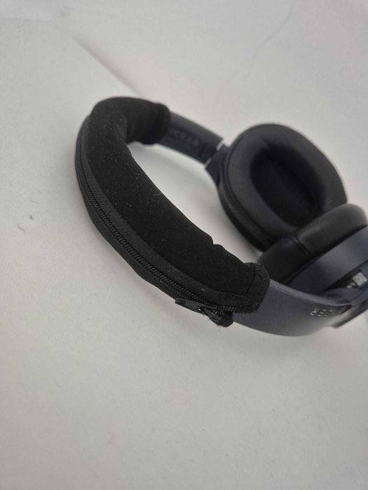 Căști Razer Opus THX+mouse pe cablu CADOU!