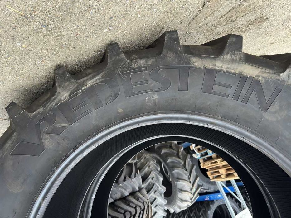 Cauciucuri noi agricole 520/85 R42 VREDESTIN garantie 20.8R42 FENDT