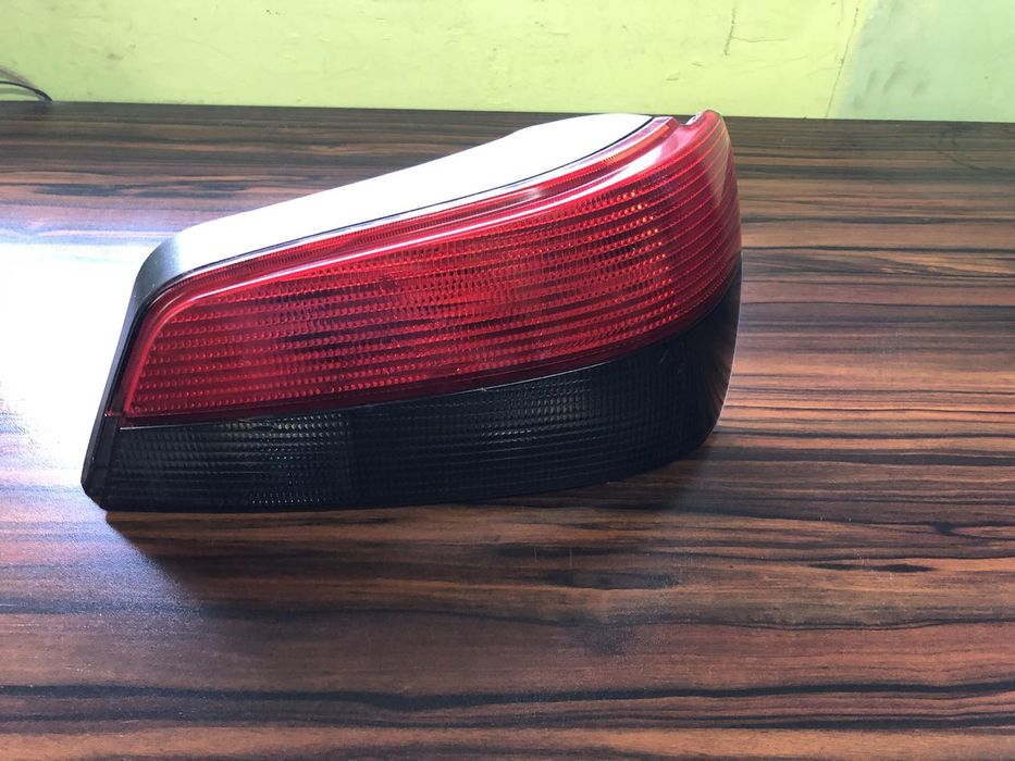 Стоп десен Peugeot 306 модел 1997-2001г. Valeo2321D. #062V.