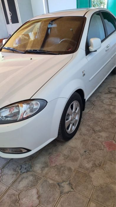 Chevrolet Gentra 2022 sotiladi