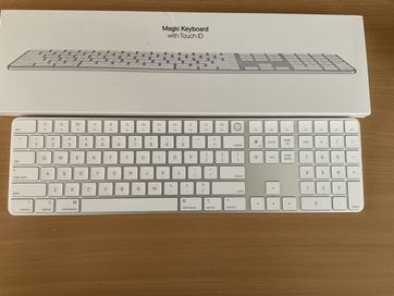 Apple Magic Keyboard with TouchID A2520